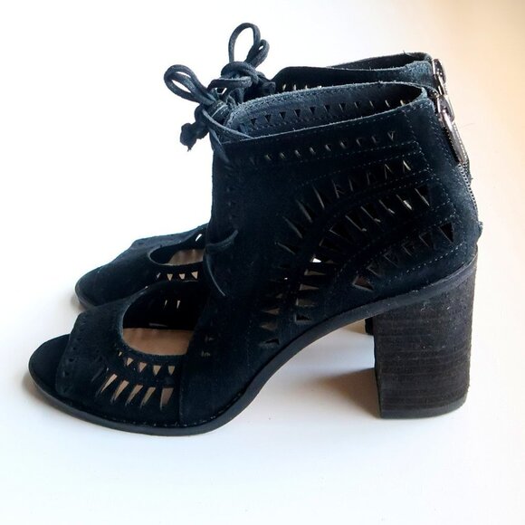 Vince Camuto Tarita Black Suede Laser Cut Lace Up Block Heel Bootie Shoes 6.5 - Picture 13 of 16